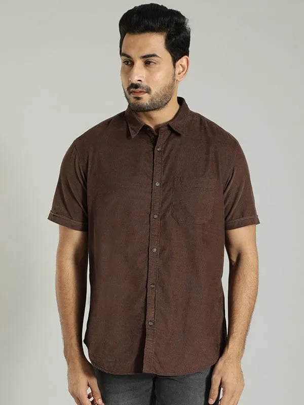 Men Checked Half Sleeve Cotton Blend Shirt