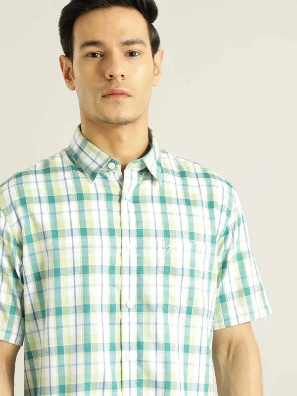 Men Checked Half Sleeve Cotton Blend Shirt