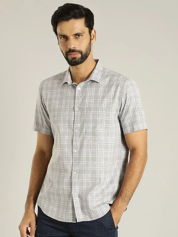 Men Checked Half Sleeve Cotton Shirt