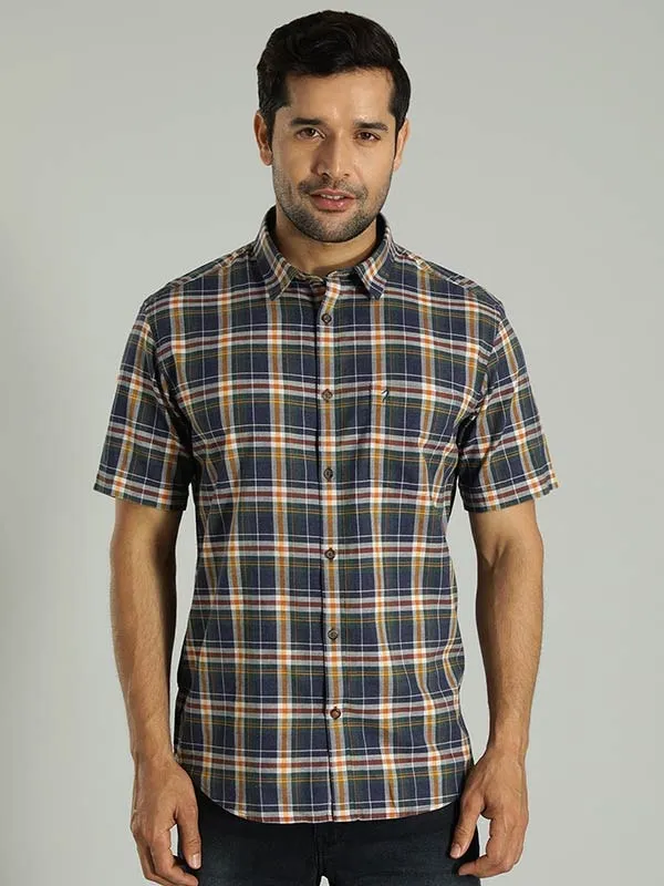 Men Checked Half Sleeve Cotton Shirt