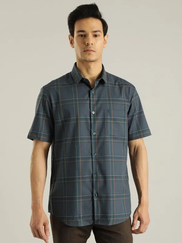 Men Checked Half Sleeve Cotton Shirt