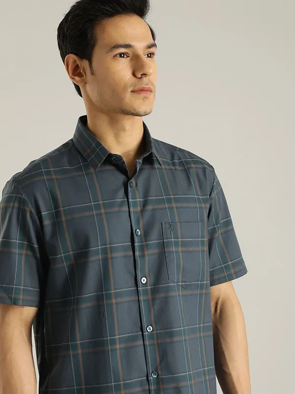 Men Checked Half Sleeve Cotton Shirt